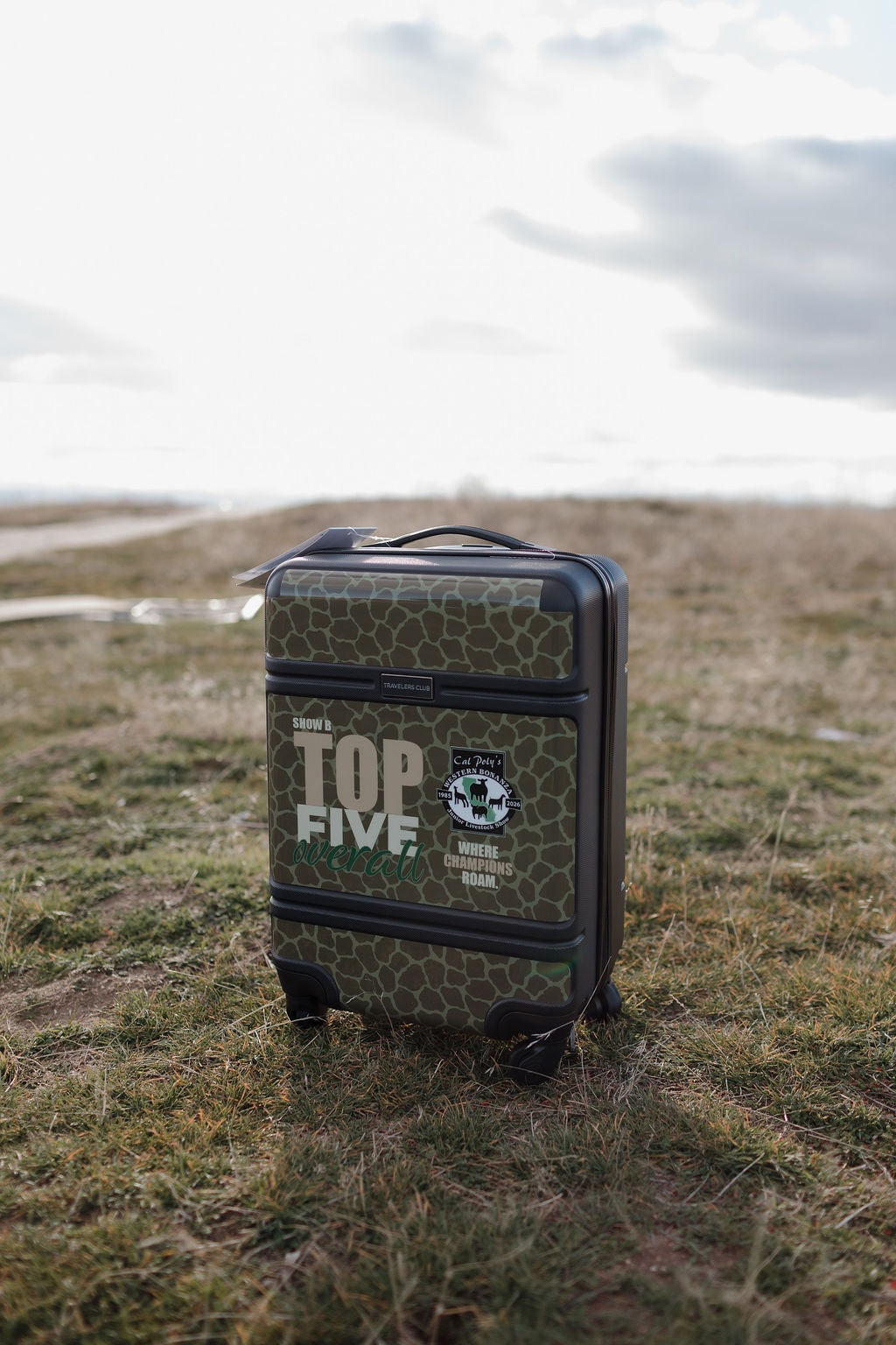 Traveler Carry On